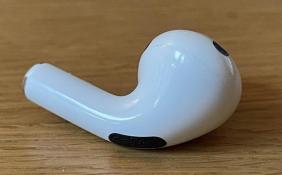 AirPods 3外形曝光将发布 下一代苹果耳机将提供耳塞