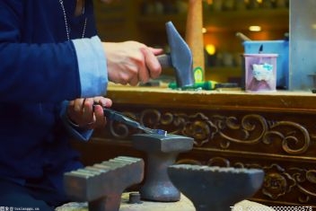 寶安勞務(wù)工博物館舉辦雙展 獨(dú)顯匠心精神