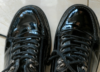 皮鞋哪个牌子质量好 皮鞋可以水洗吗