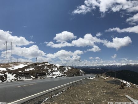 巫大高速通车 建成旅游公路600公里