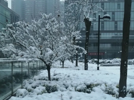 湖南今天大部地区以阴雨天气为主 湘北高海拔地区有雨夹雪或雪