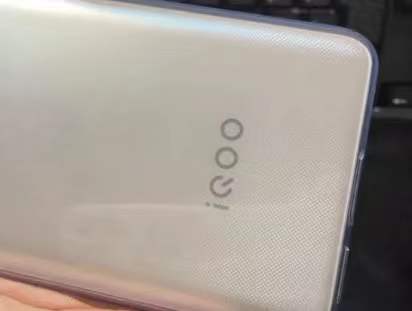 iqoo8和iqoo8pro评测 iqoo8和iqoo8pro电池容量区别