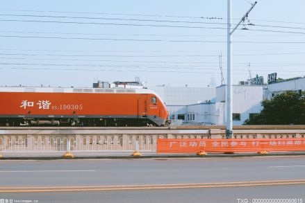 湖北铁路迎来节前小高峰 多日客流超30万人次