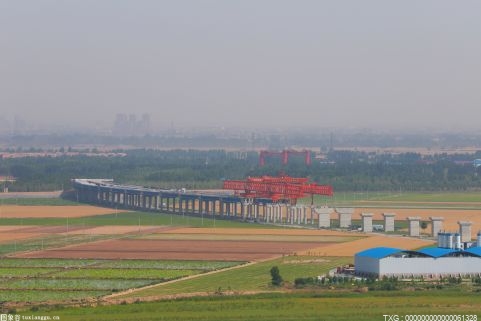 济南黄河大桥工程项目集中开工 百余公里道路将达通车条件