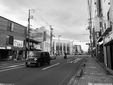 菏泽市牡丹区北城街道：“马扎议事会”为老旧小区面貌支招