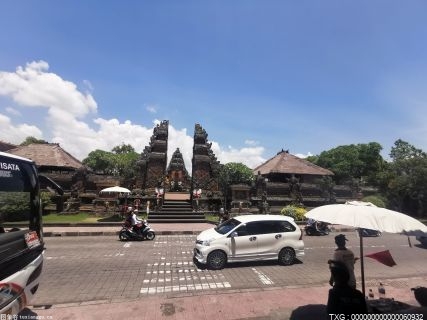 中介跑路房东赶租客出门 法院：房东赔偿租客利息