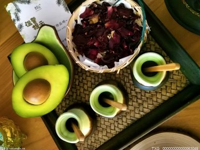 中国烹饪协会发布“两汤”团体标准 让餐桌上的轻食不“轻”